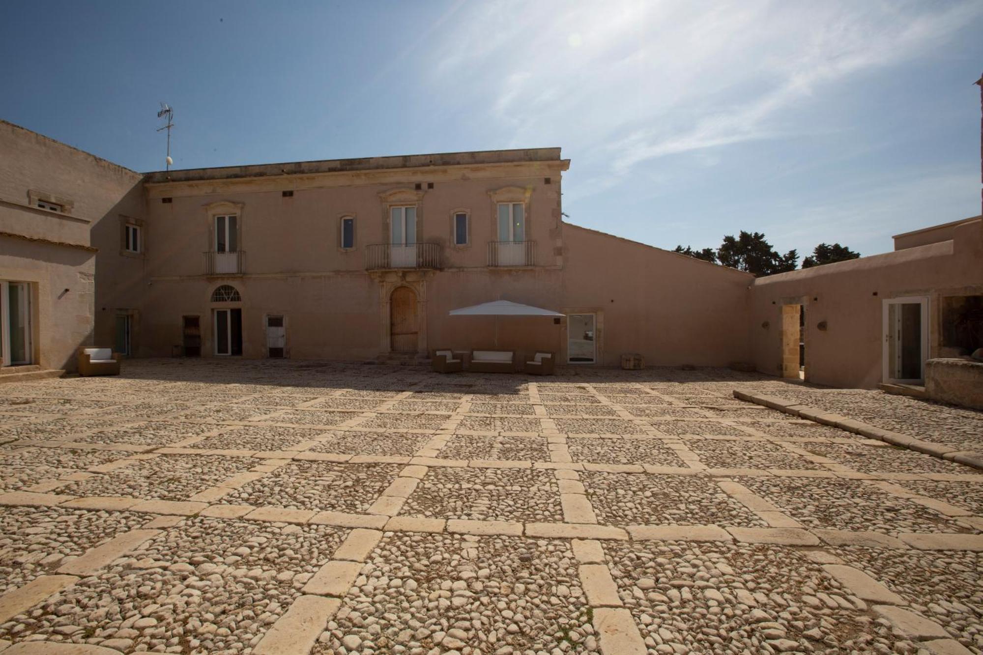 Ballium Luxury Relais Avola Exterior foto