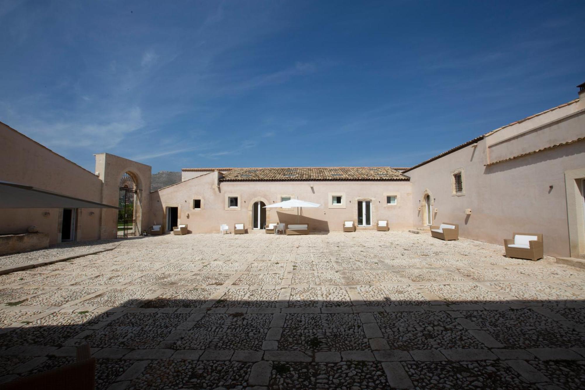 Ballium Luxury Relais Avola Exterior foto
