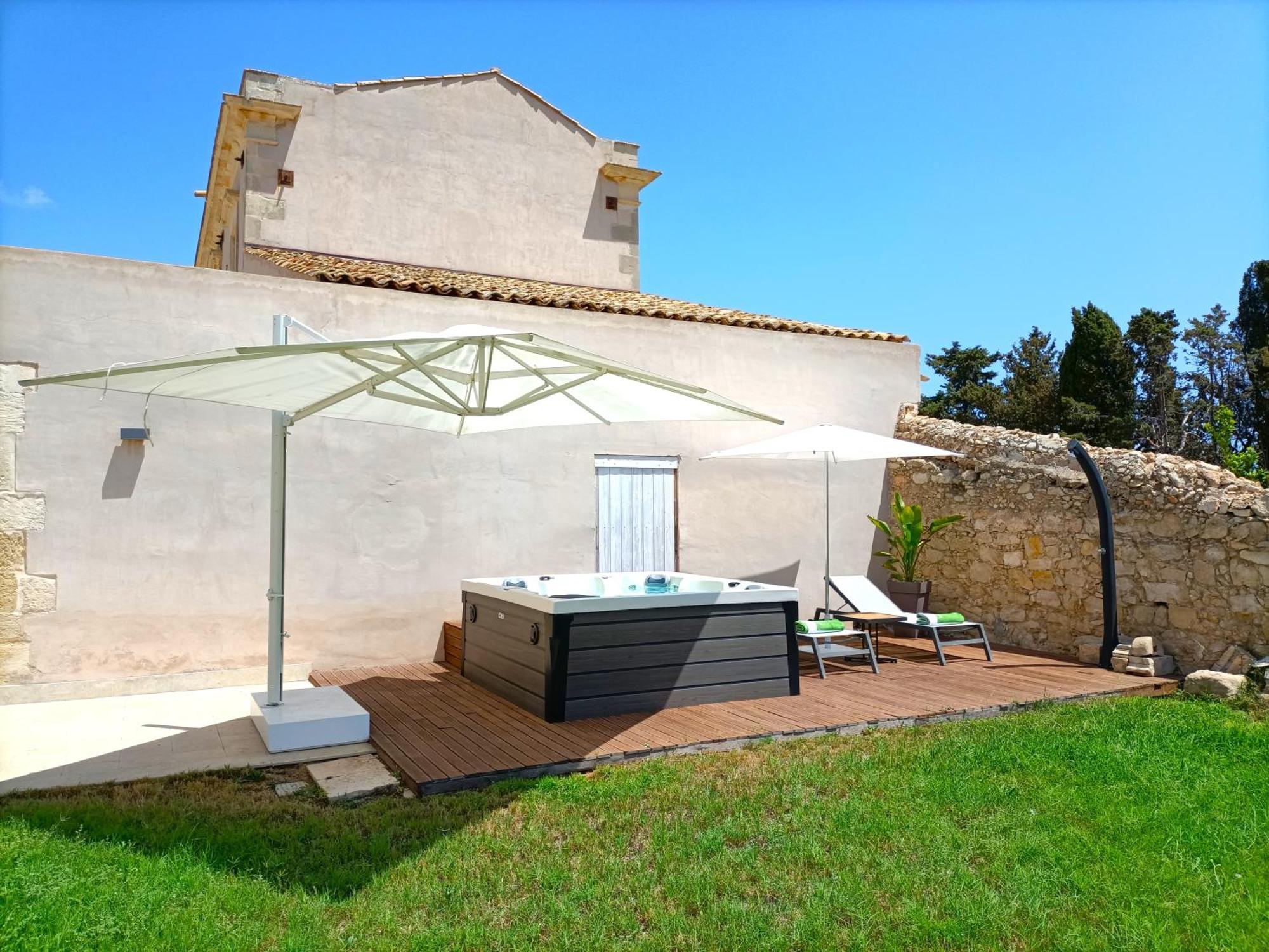 Ballium Luxury Relais Avola Exterior foto